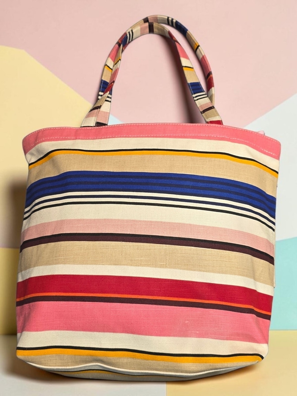 kate spade On Purpose Canvas Tote-NWOT with Handmade Roostercuster Flower Charm - Picture 2 of 10